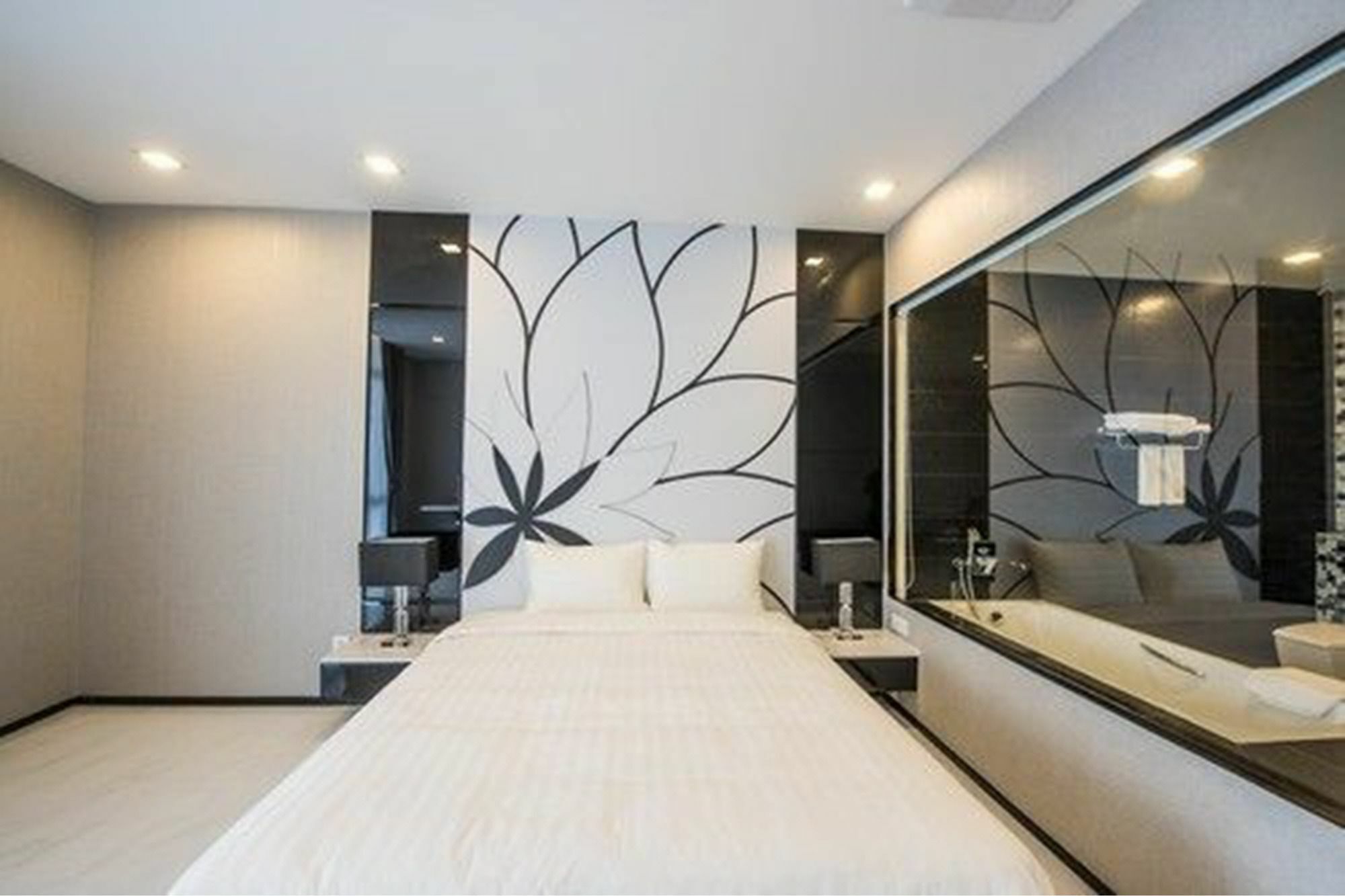 Maline Exclusive Serviced Apartments Phnom Penh Zewnętrze zdjęcie