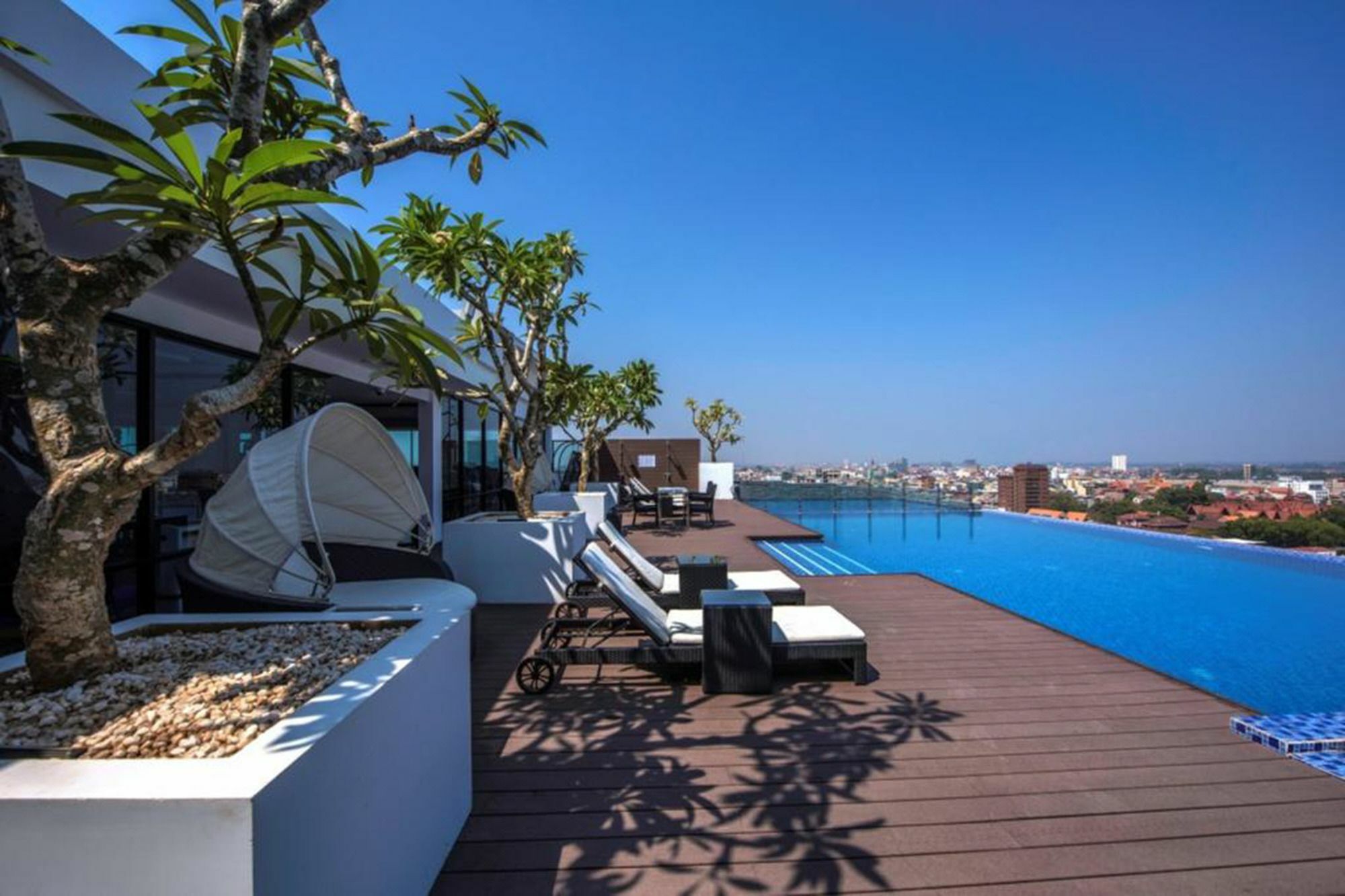Maline Exclusive Serviced Apartments Phnom Penh Zewnętrze zdjęcie